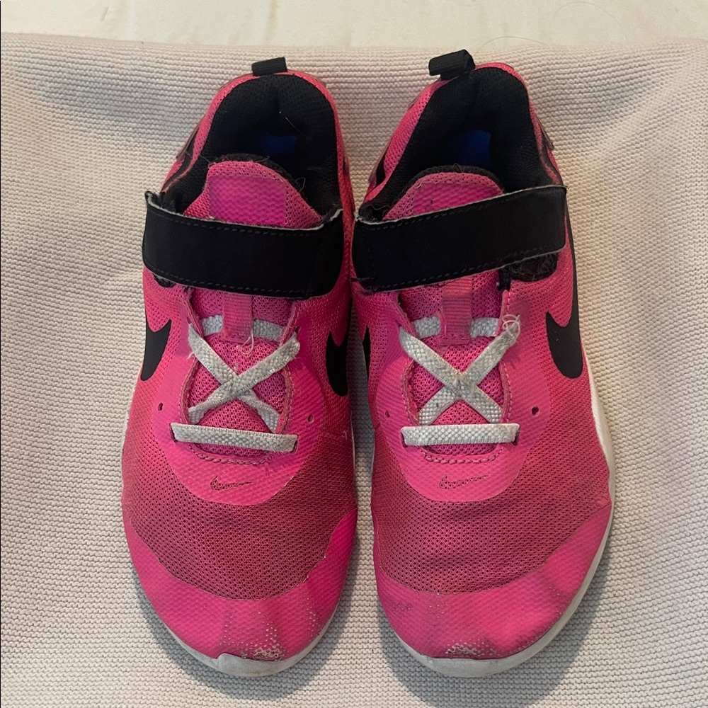 Nike Kids Pink and Black Sneakers